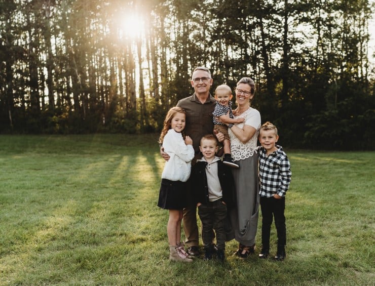 Jacyntha – Edmonton Extended Family Session