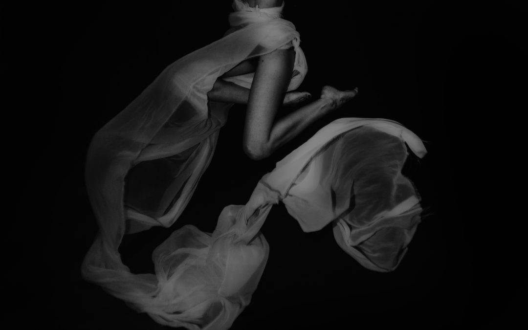 Into The Deep – Edmonton Underwater Session